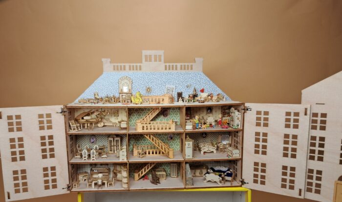 Bastelset Holz Mini Het Loo Puppenhaus M 1:144 mit Möbel ohne Dachbodendeko