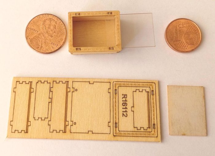 Bastelset Holz Box mit Scheibe Polycarbonat