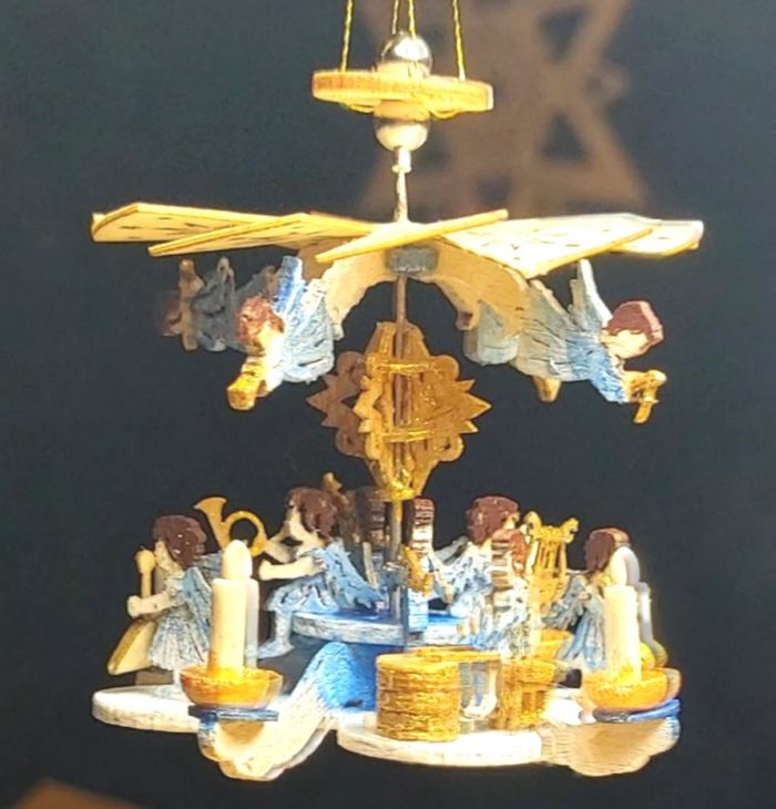 Konvolut 7 Bastelset Miniatur Engel Wolke Pyramiden Leuchter Kerzenhalter M 1 : 12 – Bild 5