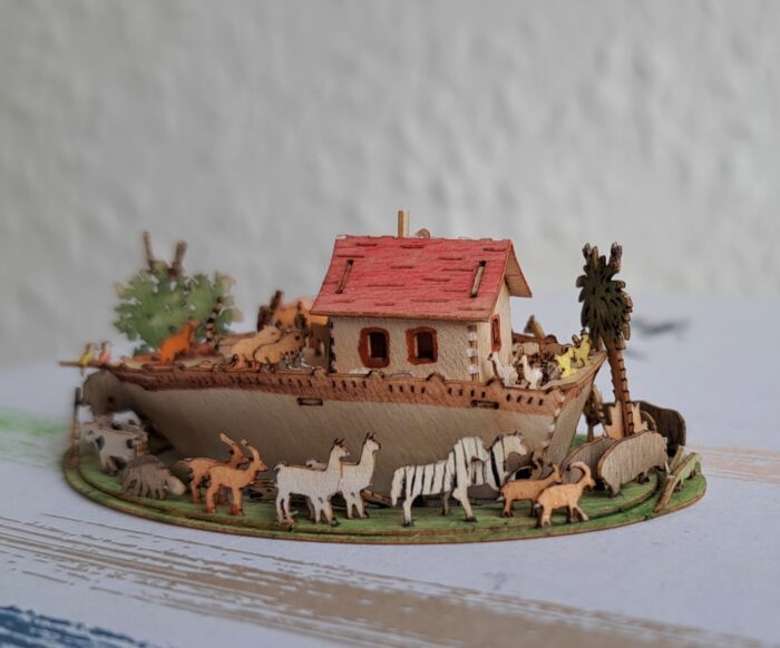 Holzminiatur handbemalt Arche Noah mit 100 Figuren – Bild 3