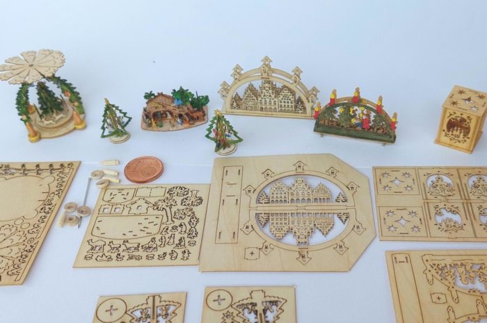 Konvolut 7 Bastelsets Weihnachstdekorationen Miniatur Holz – Bild 2