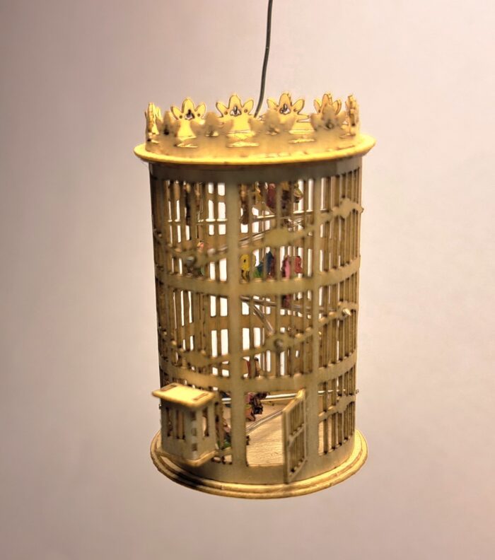 Miniatur Vogelkäfig Turm M 1:24 Bastelset Holz – Bild 4