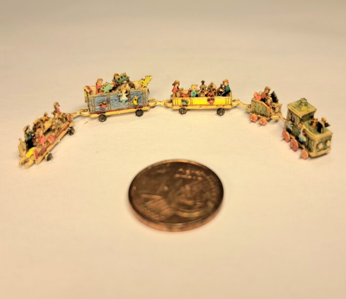 Bastelset Spielzeugzug mit 66 Dekorationen Holz tgauge M 1 : 450 – Bild 4