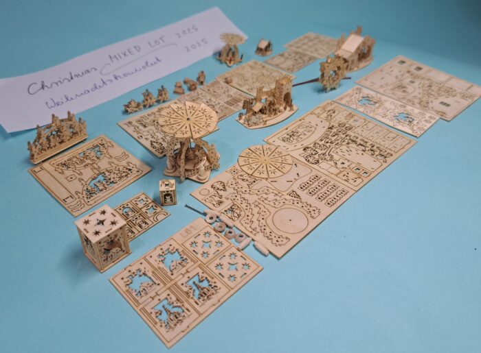 Weihnachtskonvolut 2025 Weihnachstdekorationen 12 Bastelsets Miniatur Holz – Bild 2
