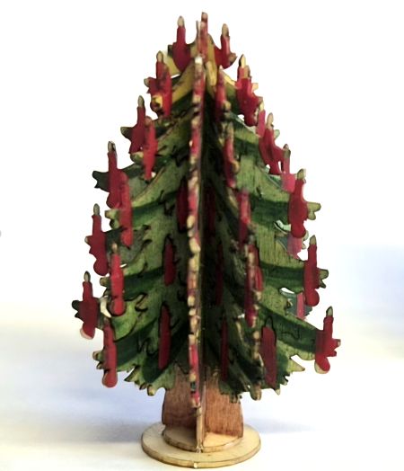 Weihnachtsbaum achtarmig mit Kerzen handbemalt