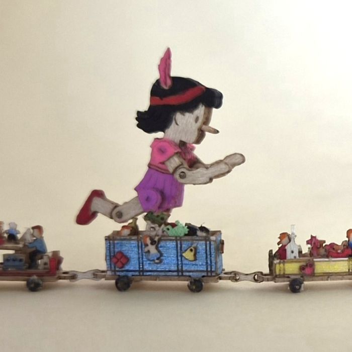 Miniatur Pina Gelenkpuppe Handbemalt M 1 : 48 Holz (Kopie) – Bild 2