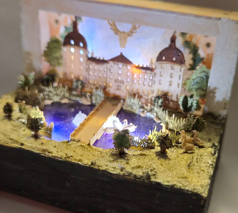 Beleuchteter Schaukasten Moritzburg mit Achat See Landschaft – Bild 4